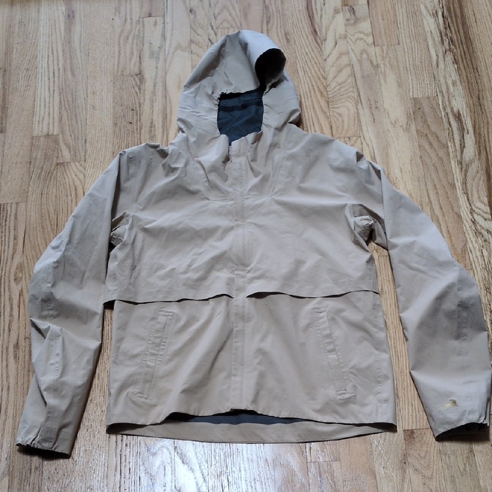 Tracksmith Downpour Jacket